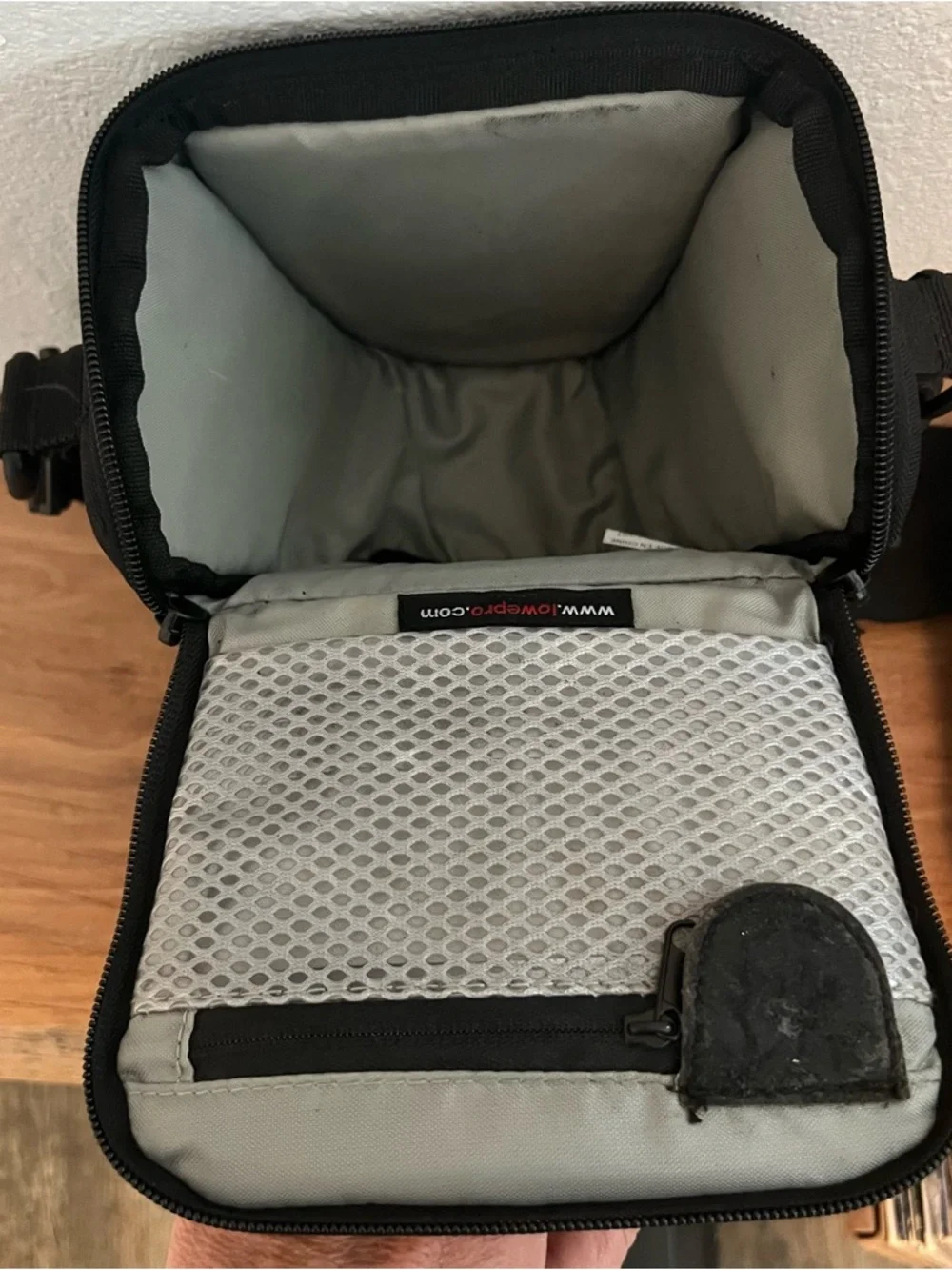 Lowepro Adventura TLZ 20 II Camera Bag Black Techwear Gorpcore Minimalist